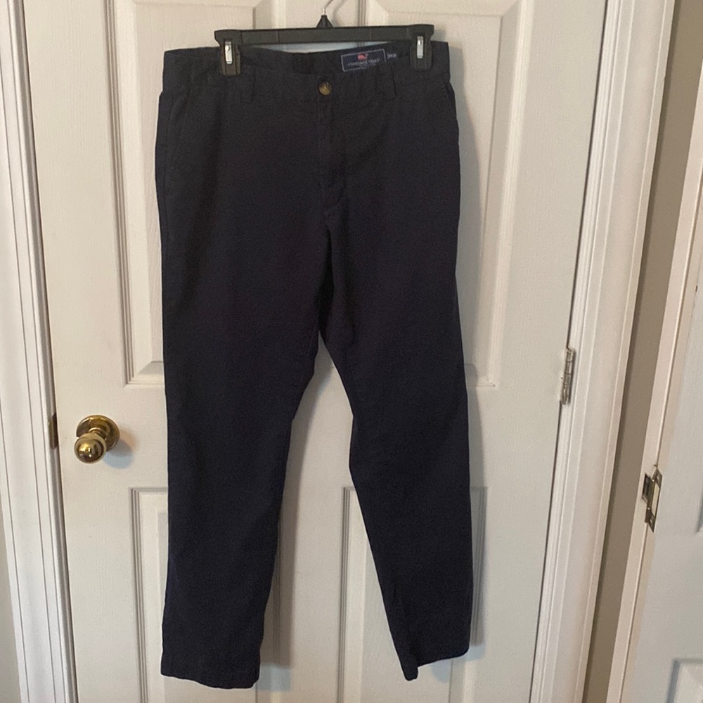 Navy Vineyard Vines breaker pants. Men size 32/32